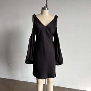 $445 NWT Halston “Lucita” Cold Shoulder Long Sleeve Dress in Black Sz 4